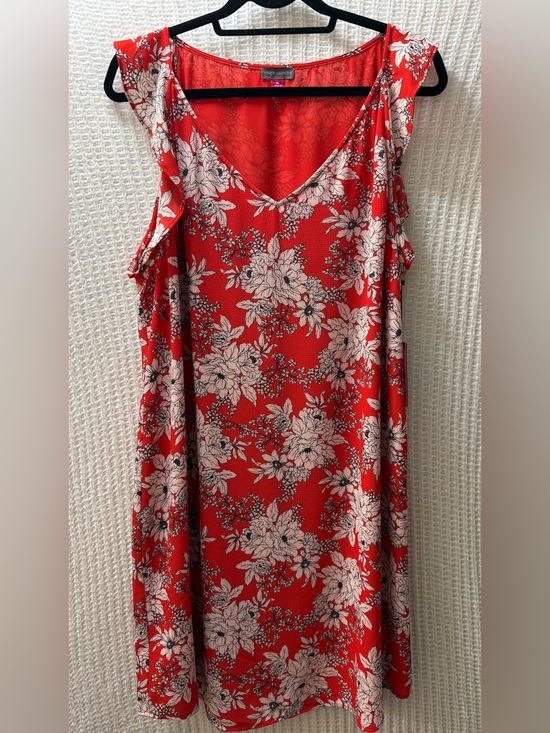 Vince Camuto Dresses & Skirts - NWT Vince Camuto Women Dress Sz 16 Red Floral Boho Ruffle V-Neck Textured Crepe